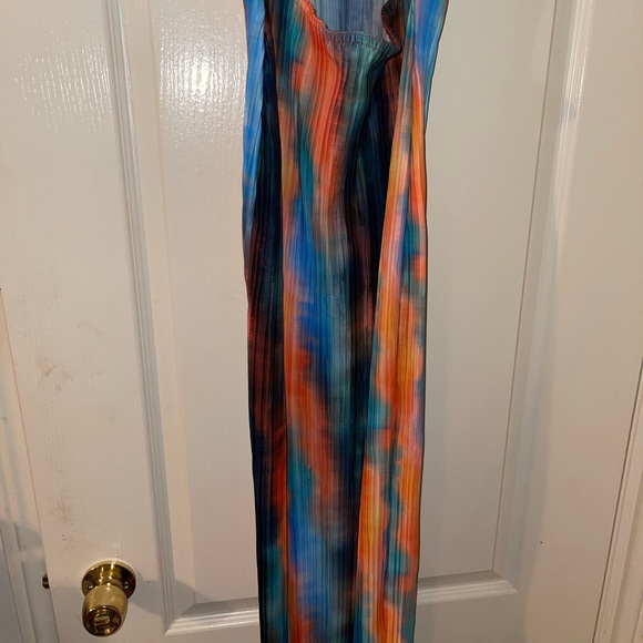 PRETTYLITTLETHING plisse dress - Picture 5 of 7